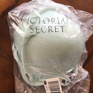 Brand new in bag still Victoria Secrets push up bra